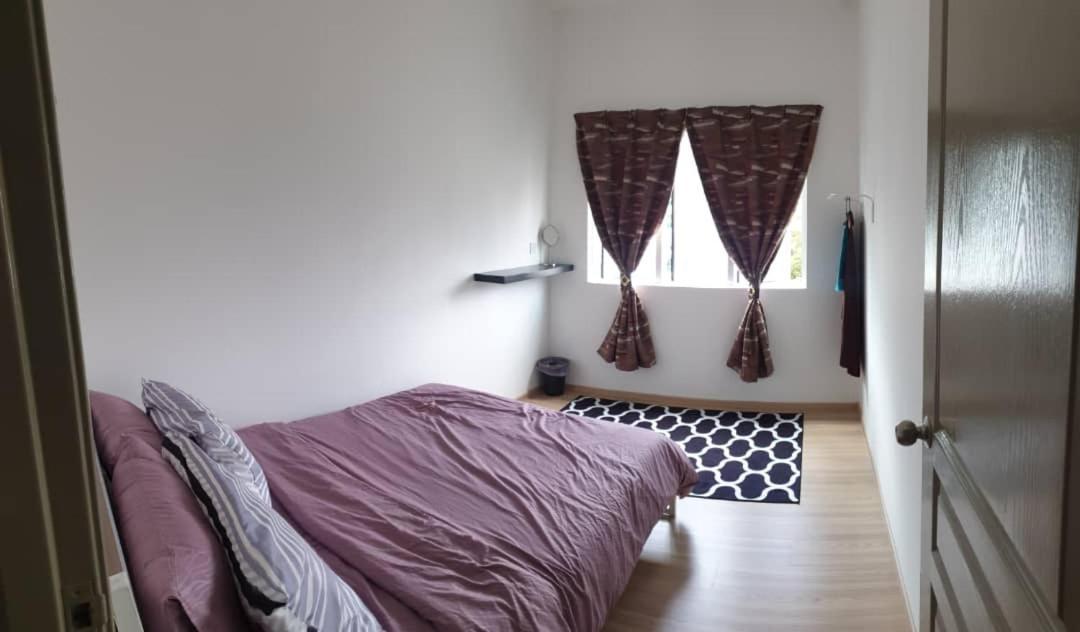 Chombies Muslim Homestay Tanah Rata Eksteriør billede